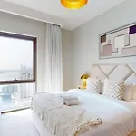 Vida Residences At Creek Beach - Calm One Bedroom